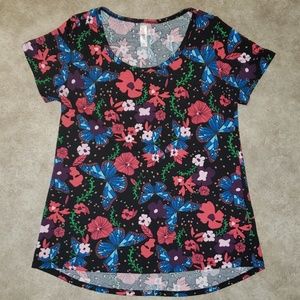 🎉$5🎉LuLaRoe Classic T sz small EUC! Floral & 🦋